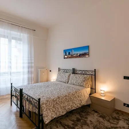 Vittoria 2 Appartamento Milano
